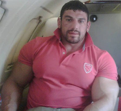 Захер Моукахал